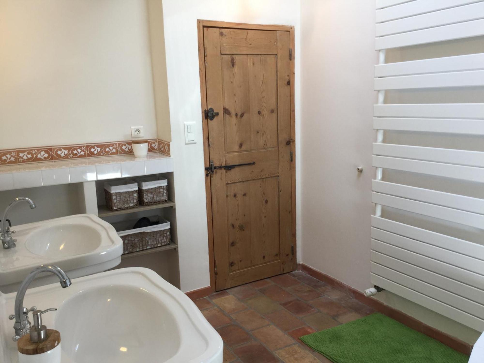 19Th Century Provencal Mas With Pool In Provence In The Luberon, Sleeps 6 Βίλα Lacoste  Εξωτερικό φωτογραφία